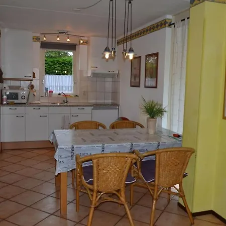 Korell 2 Modern Retreat בית נופש סנט מארטן