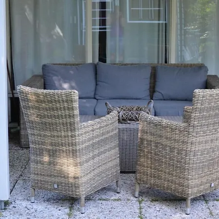 Korell 2 Modern Retreat בית נופש סנט מארטן